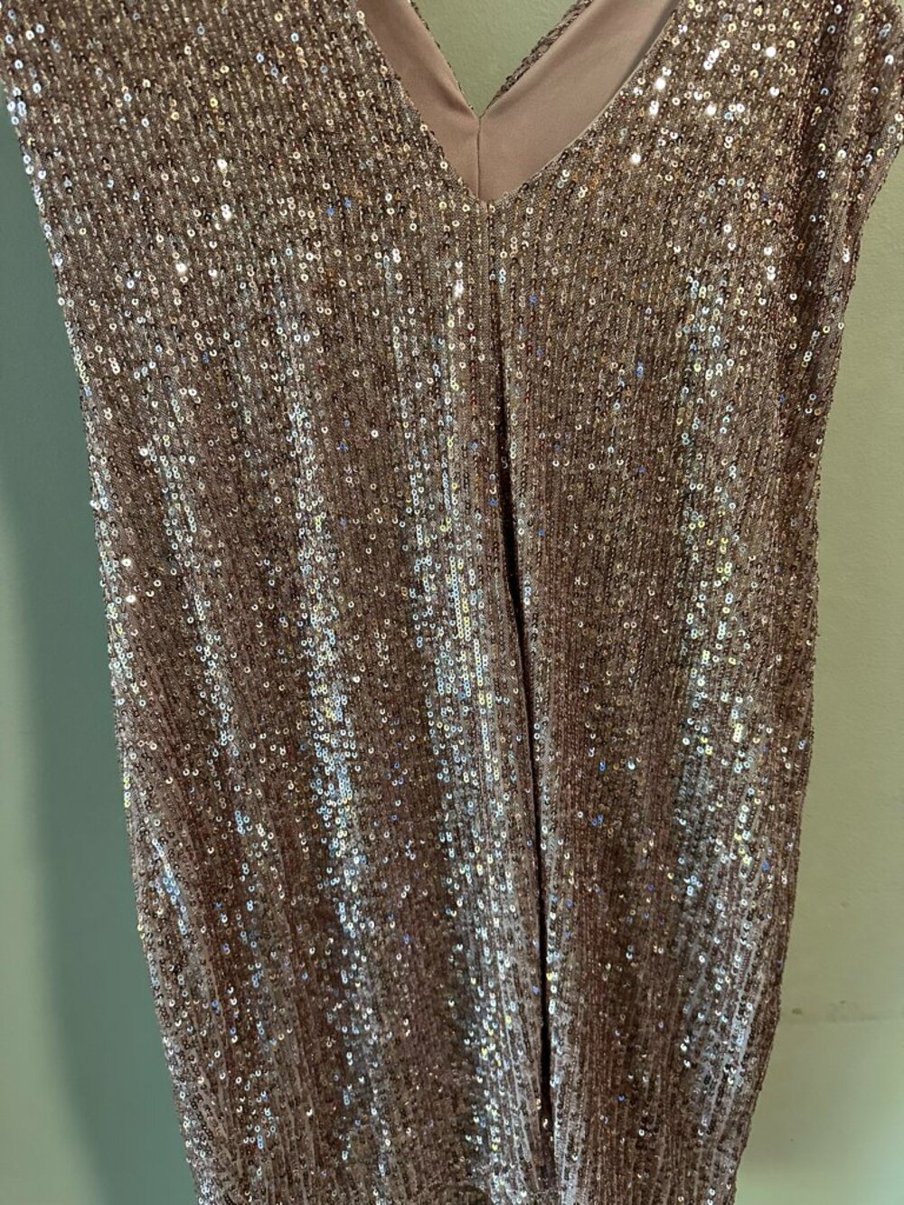 Emerald Sundae XL Rose Gold Sequin Bodycon Cocktail Party Dress - Picture 5 of 8